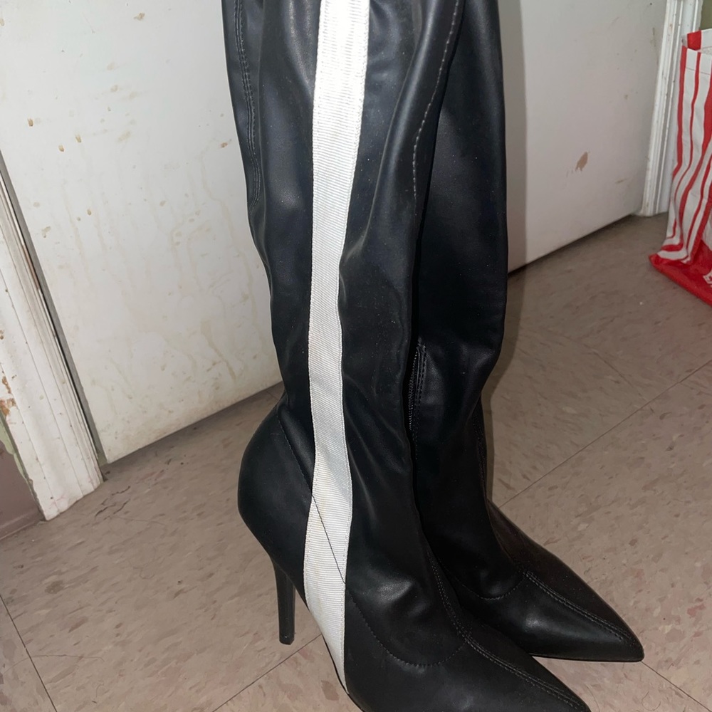 Moto boots